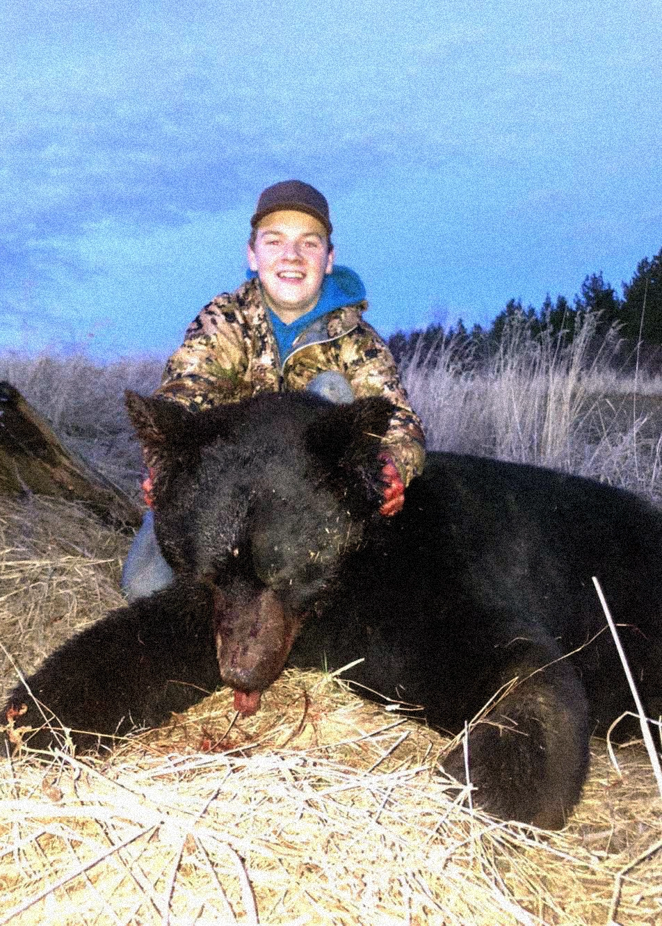 Alberta Black Bear Hunts – Alberta Hunting Guides – Dudla Outfitting