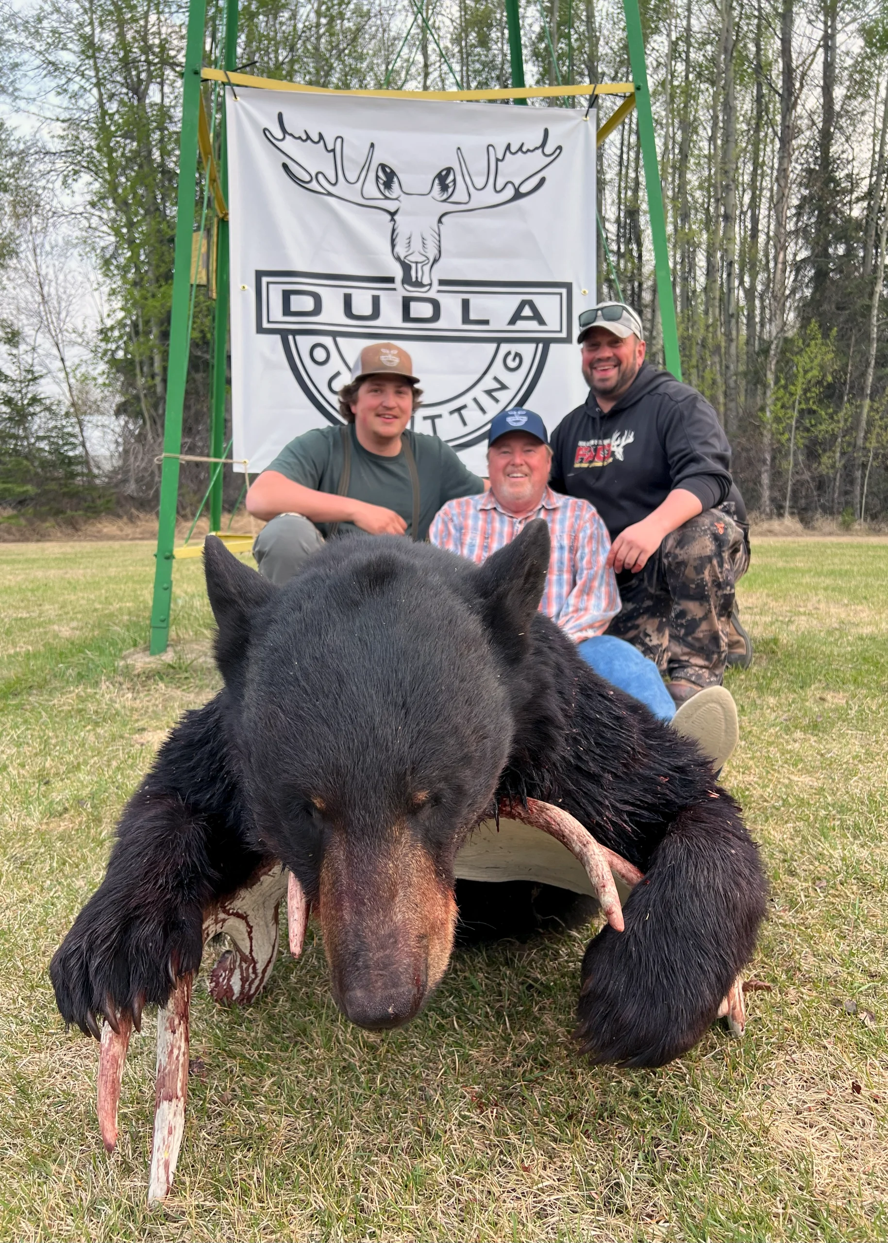 Trophy Black Bear Hunt – Alberta Hunting Guide – Dudla Outfitting
