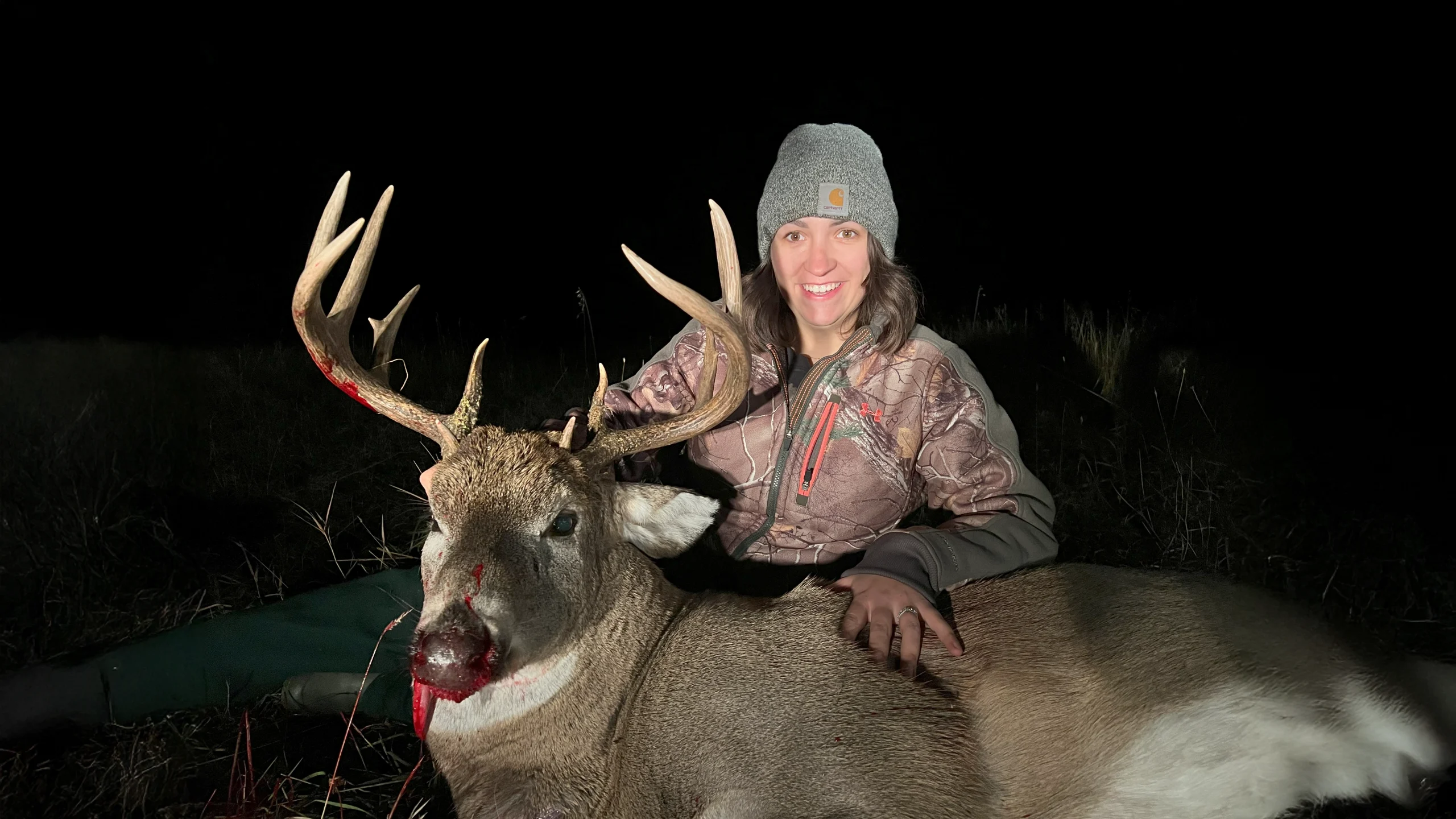 Whitetail Deer Hunt – Alberta Hunting Guides – Dudla Outfitting