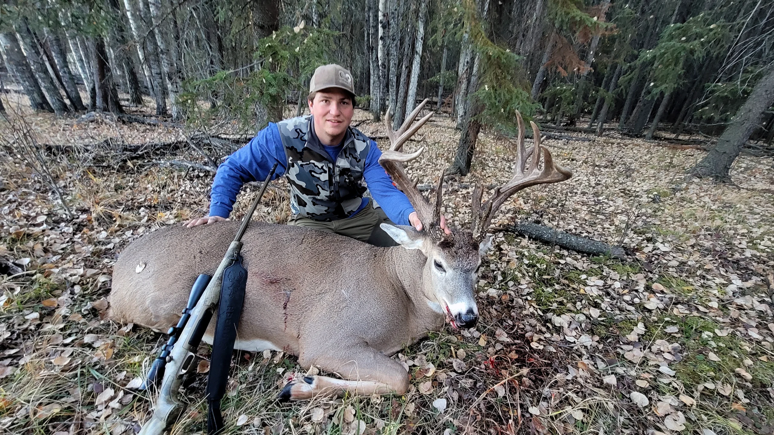 Whitetail Deer Hunts – Alberta Hunting Guides – Dudla Outfitting